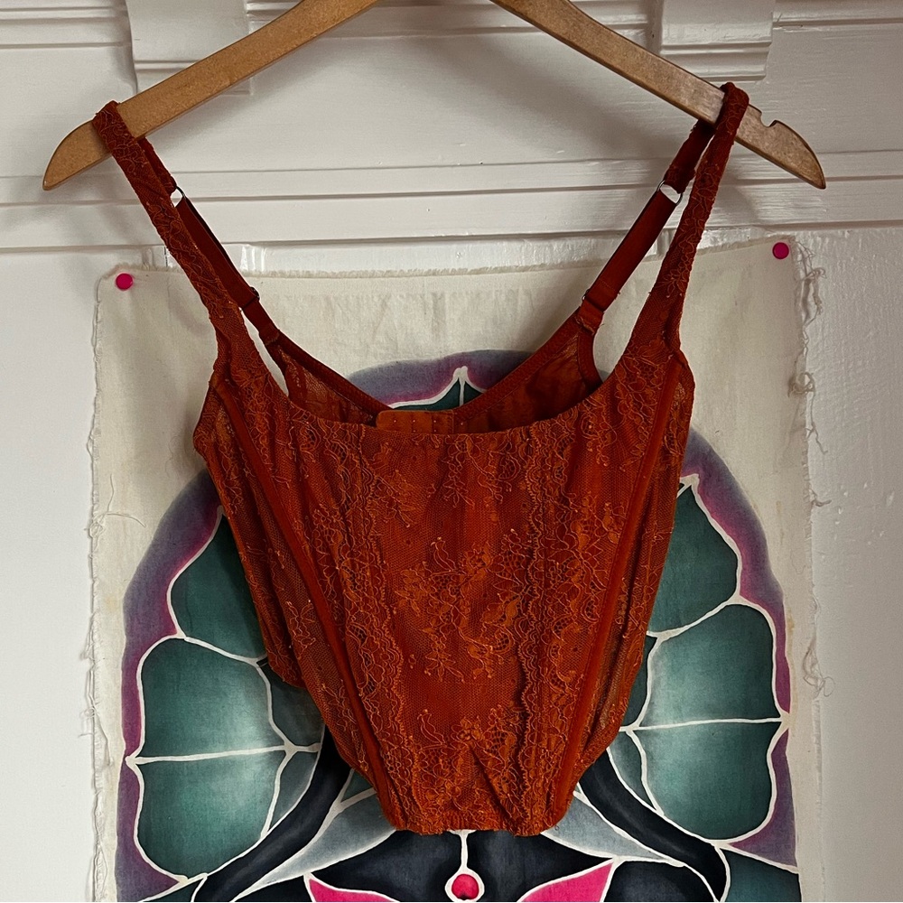 URBAN OUTFITTER Orange Lace Corset